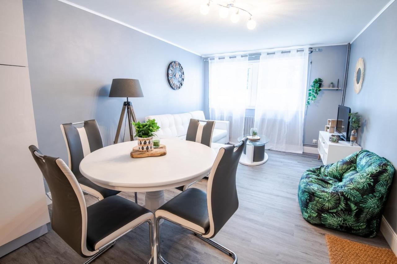Charmant Logement En Plein Coeur Du Centre Ville D'Amboise Apartment Luaran gambar